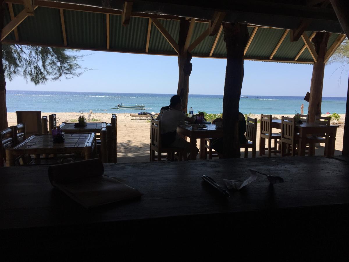 Lia Jaya Bungalows Gili Meno Exterior foto