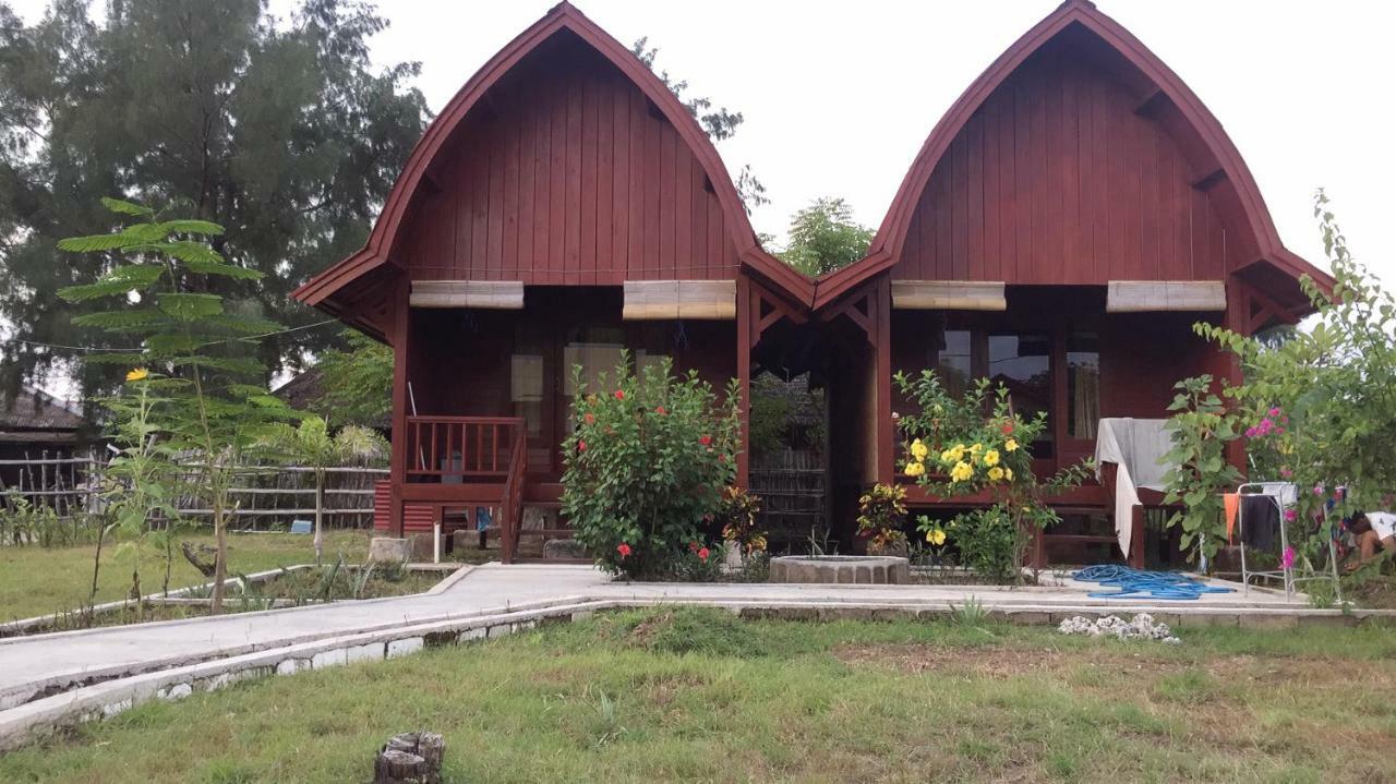 Lia Jaya Bungalows Gili Meno Exterior foto