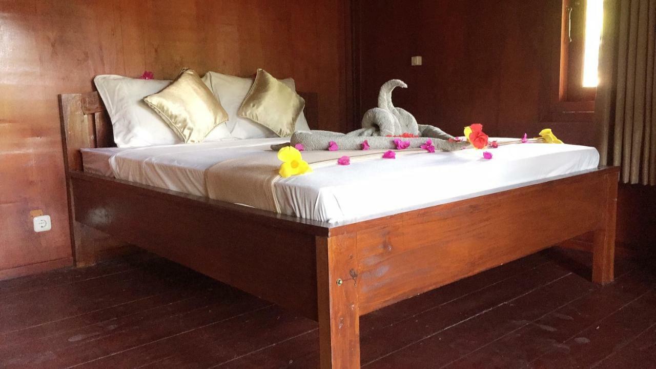 Lia Jaya Bungalows Gili Meno Exterior foto