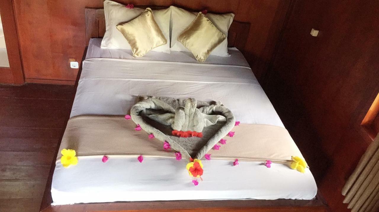 Lia Jaya Bungalows Gili Meno Exterior foto